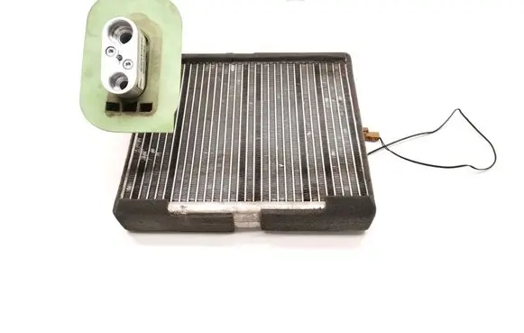 Nissan Leaf I (ZE0) Heater blower radiator T1030817R