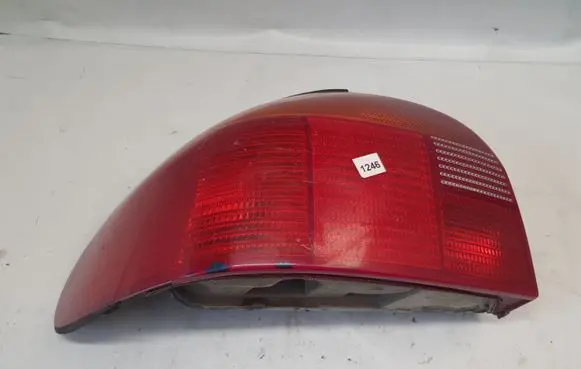 Ford Mondeo MK I Rear/tail lights 93BG13N004 E291023