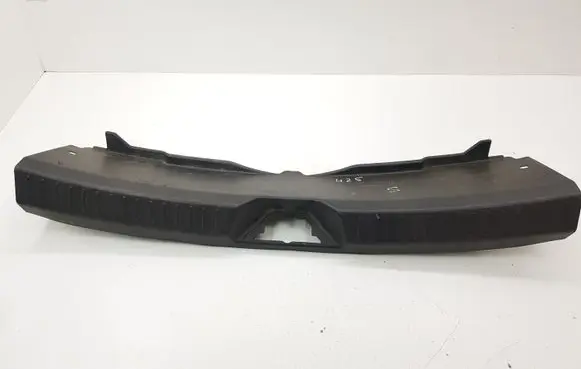 Mazda 3 II Trunk/boot sill cover protection BHN96889X