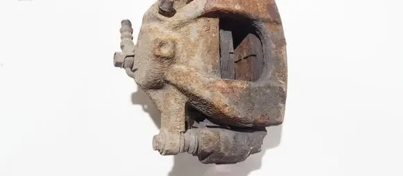 Toyota Auris 150 Front brake caliper y04302