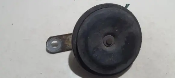 Toyota Avensis T250 Horn signal