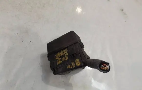 Toyota Yaris Fuse box set 82662-52310
