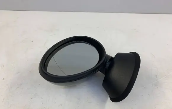 Mini Cooper Countryman R60 Front door electric wing mirror