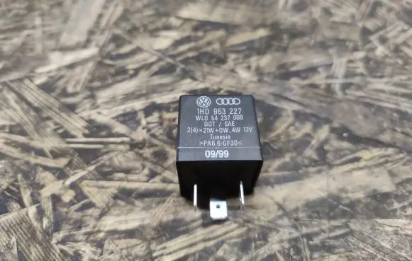 Porsche Boxster 986 Other relay 1H0953227