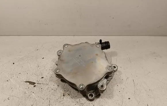 Mercedes-Benz SLK R172 Vacuum pump A2701800901