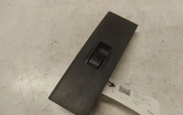 Toyota Corolla Verso AR10 Electric window control switch 742310F030 751