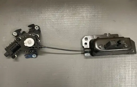 Peugeot 508 Tailgate/trunk/boot lift motor 9687233280