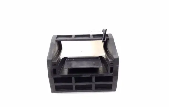 Radiator mount bracket