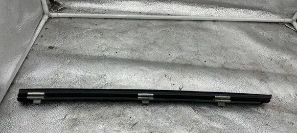 Lexus IS 220D-250-350 Rear door trim (molding) HHV1627X