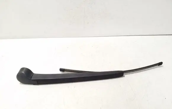 Skoda Octavia Mk3 (5E) Rear wiper blade arm 
