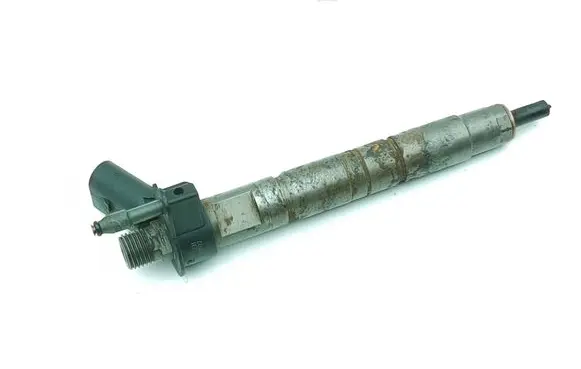 Fuel injector