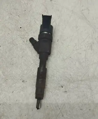 Volvo S40, V40 Fuel injector 0445110014