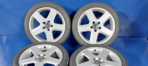 Volvo V50 R17 alloy rim 30647089