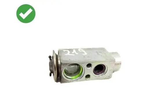 Mercedes-Benz CLS C219 Air conditioning (A/C) expansion valve 2308300184 25501 7015087