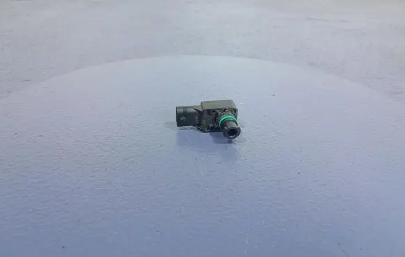 Mercedes-Benz AMG GT R190 C190 Turbo air boost pressure sensor A0009055906