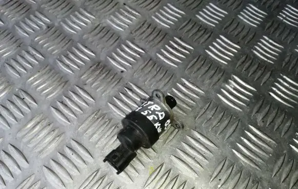 Opel Astra H Fuel pressure regulator 0928400493