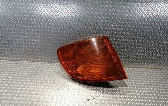 Mercedes-Benz Vito Viano W638 Front indicator light 6R01489