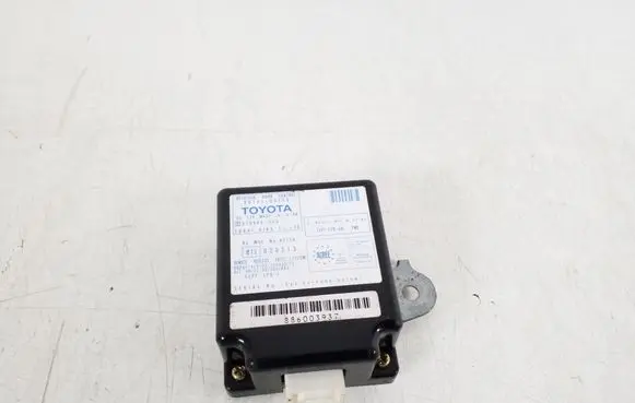 Toyota Celica T230 Door central lock control unit/module 89741-20150