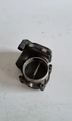 BMW 5 E60 E61 Throttle body valve 7556118001