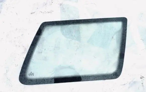 Volkswagen Golf III Rear side window