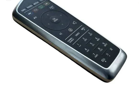 Head unit multimedia control