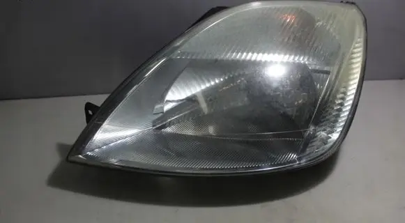 Ford Fiesta Headlight/headlamp