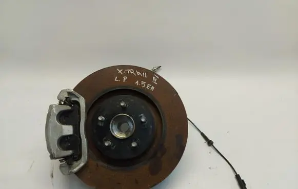Nissan X-Trail T33 Front wheel hub
