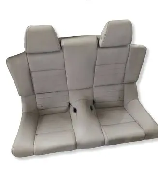 Ford Mustang V Rear seat 