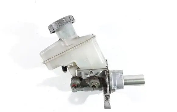 Suzuki Grand Vitara II Master brake cylinder 0204223393 65J00
