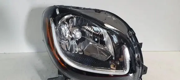 Smart ForTwo III C453 Headlight/headlamp A4539065701