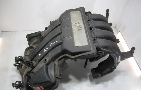 Volkswagen Golf V Intake manifold 06A133185LS 72238150 071240365