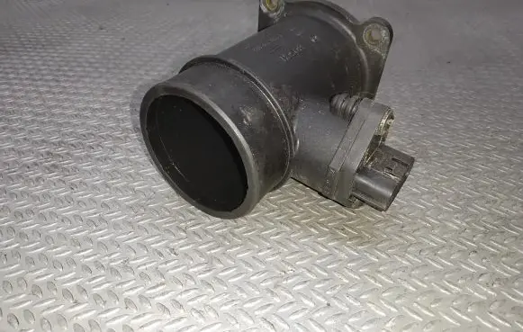 Nissan Primera Mass air flow meter 0280218005 226807J600
