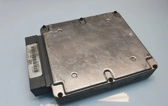 Mazda 626 Engine control unit/module F7FF12A650AMG MLM263