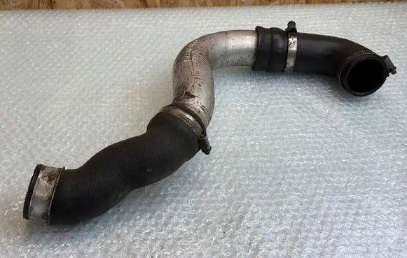 BMW 3 E46 Intercooler hose/pipe 