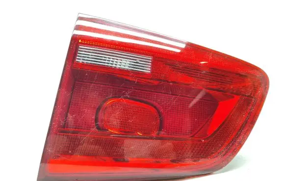 Volkswagen Touran II Tailgate rear/tail lights 176452