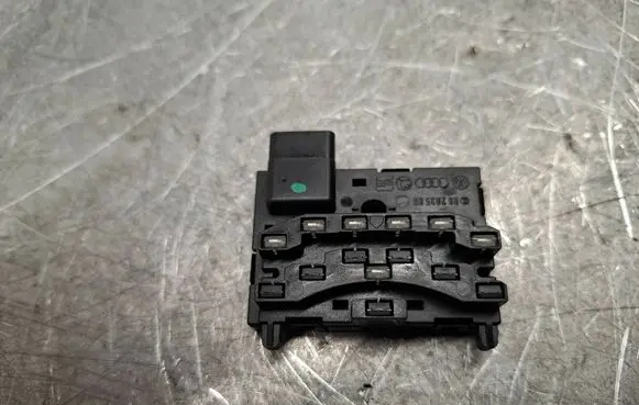 Audi A3 S3 8P Steering angle sensor 1K0959654