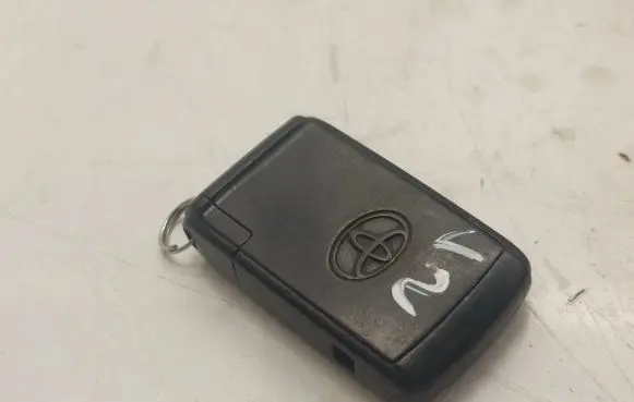 Toyota Corolla Verso AR10 Ignition lock 890700F010