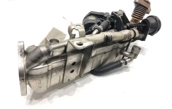 BMW 5 F10 F11 EGR valve cooler 7823210