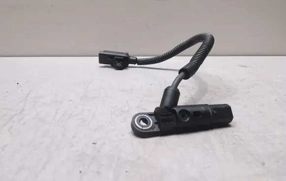Camshaft position sensor