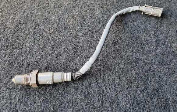 Mercedes-Benz Sprinter W906 Lambda probe sensor 0065421718 0281004201