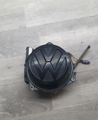 Volkswagen Golf VII Tailgate handle with camera 5G9827469E