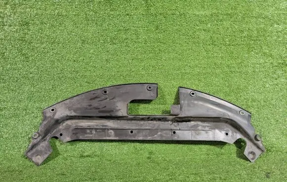 Nissan Pulsar Engine bonnet/hood lock trim molding 