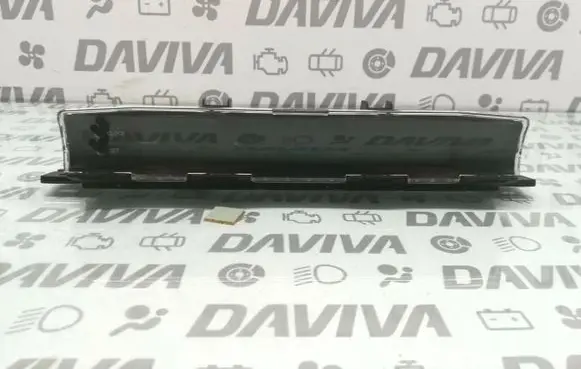 Mazda MPV II LW Screen/display/small screen L206611J0