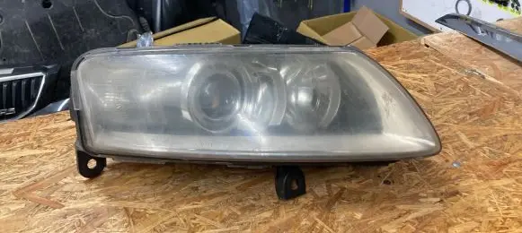 Audi A6 S6 C6 4F Headlight/headlamp