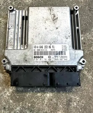Mercedes-Benz Vito Viano W639 Engine control unit/module A6461530691 0281011791