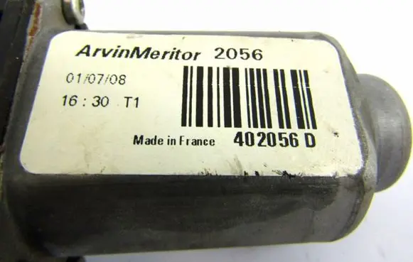 KIA Ceed Front door window regulator motor 402056D