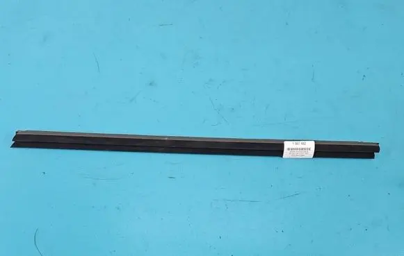 Mercedes-Benz E W213 Front door rubber seal A2137250365 IMPRK1561482