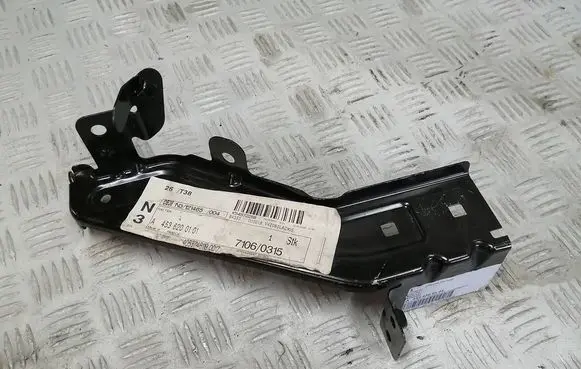 Smart ForFour II W453 Fender mounting bracket A4536200101 K54972268 4053748119