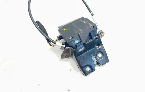Mercedes-Benz CLK A209 C209 Loading door lock A1717500085