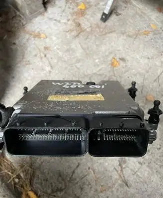 Mercedes-Benz S W222 Engine control unit/module A6429007600 A6429010700 0281019166